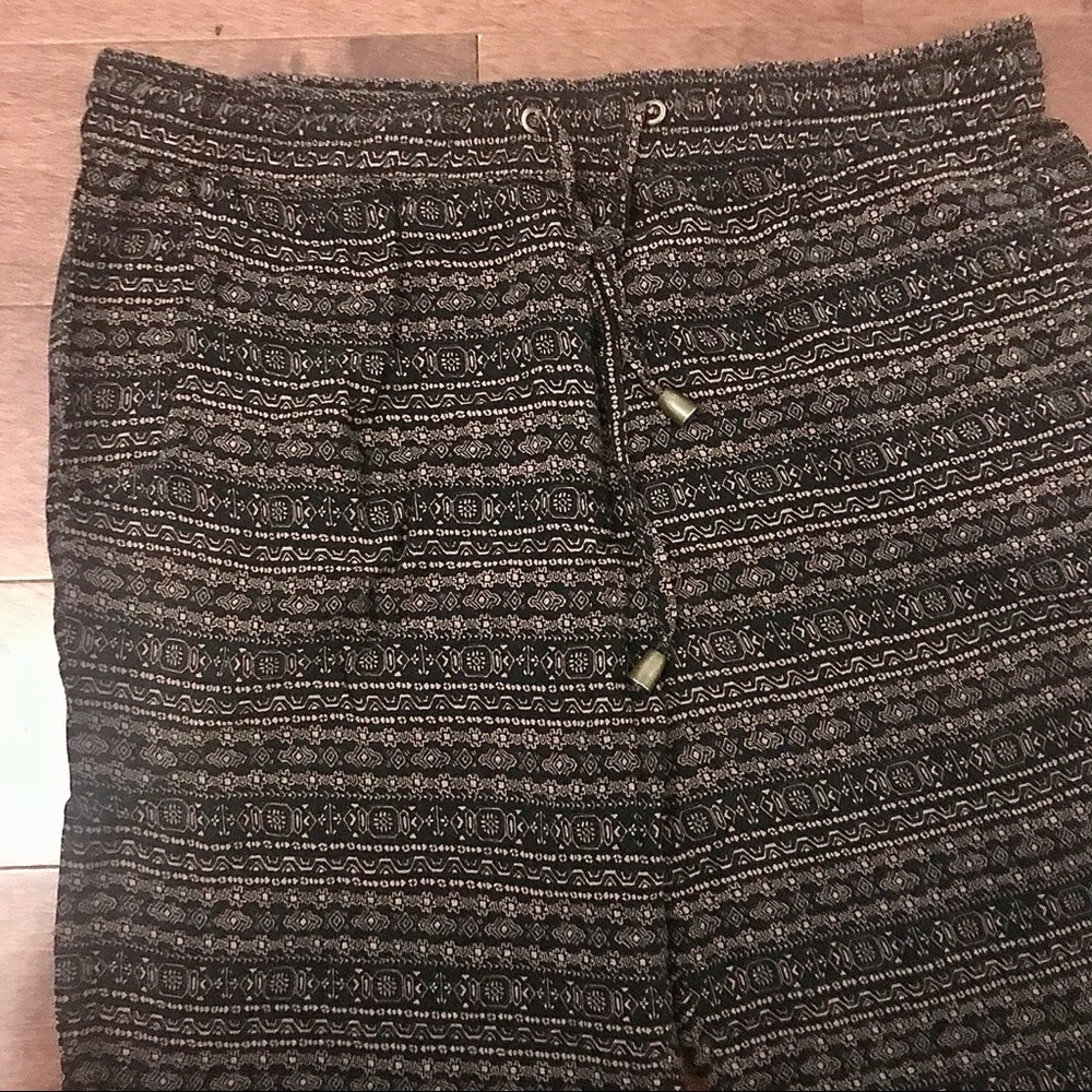 Printed Patterned Pants - Picture 2 of 3